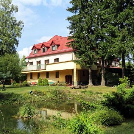 Zadrna Rezydencja Chelmsko Slaskie Exterior foto