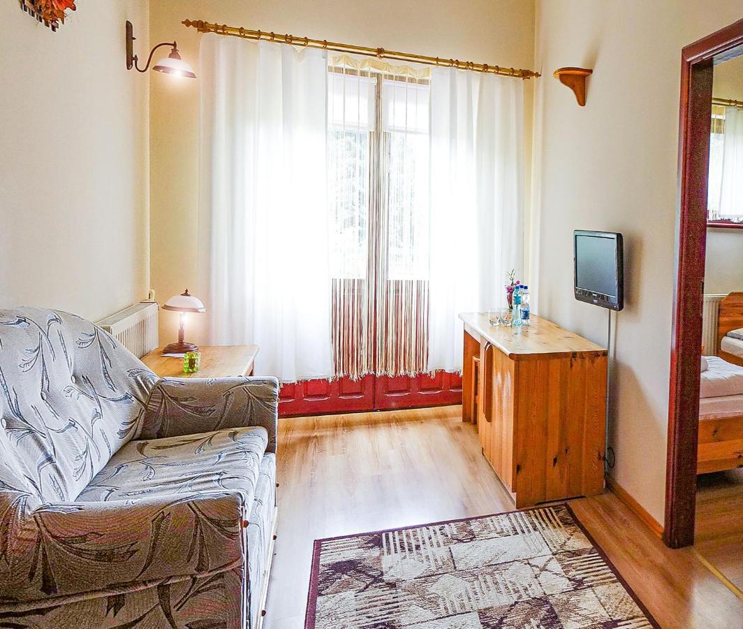 Zadrna Rezydencja Chelmsko Slaskie Exterior foto