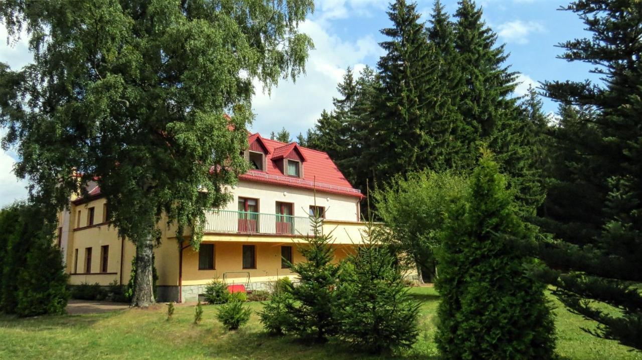 Zadrna Rezydencja Chelmsko Slaskie Exterior foto