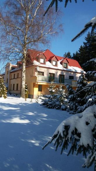 Zadrna Rezydencja Chelmsko Slaskie Exterior foto